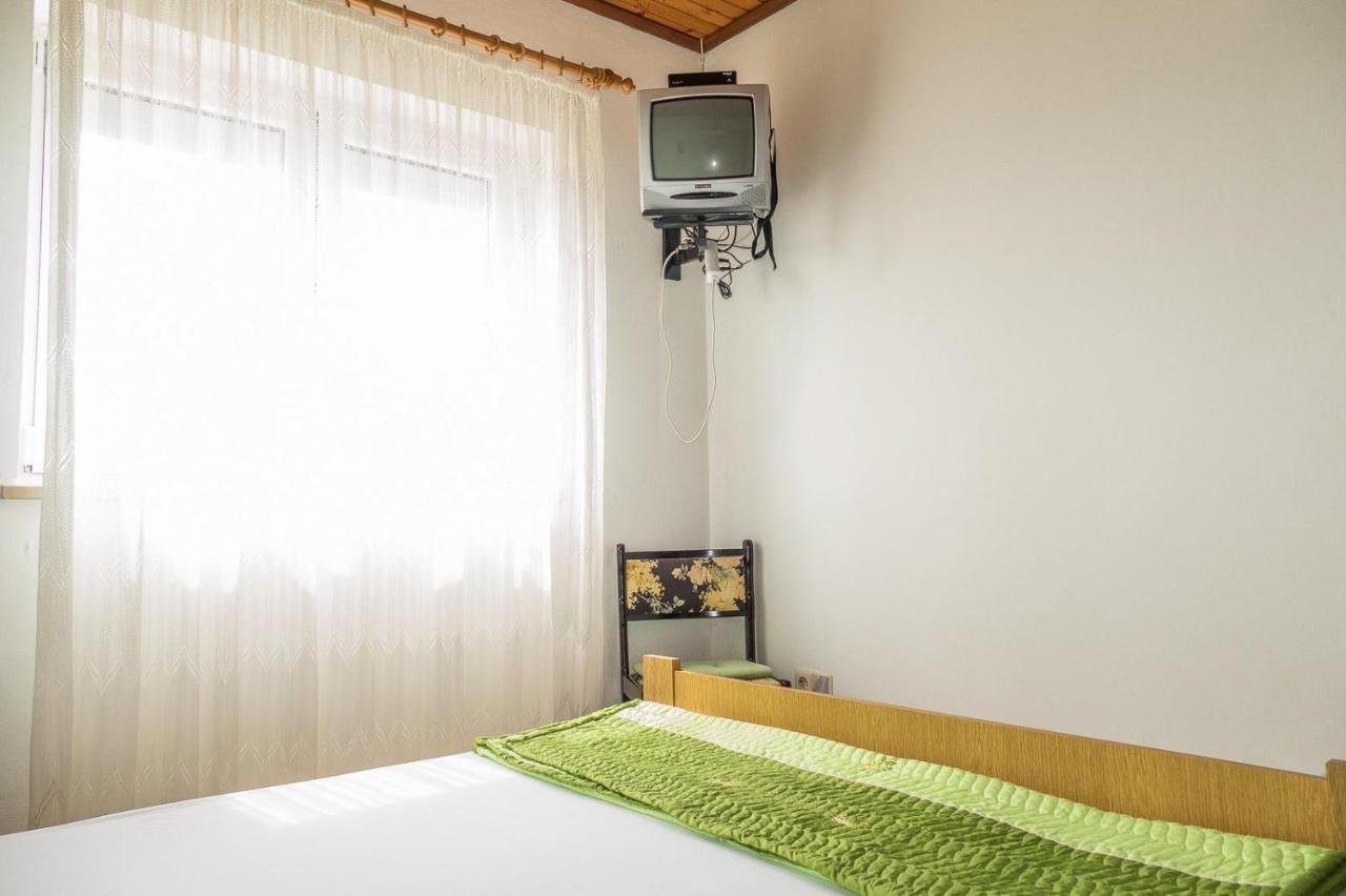 Apartments Pahljina Palit Bagian luar foto