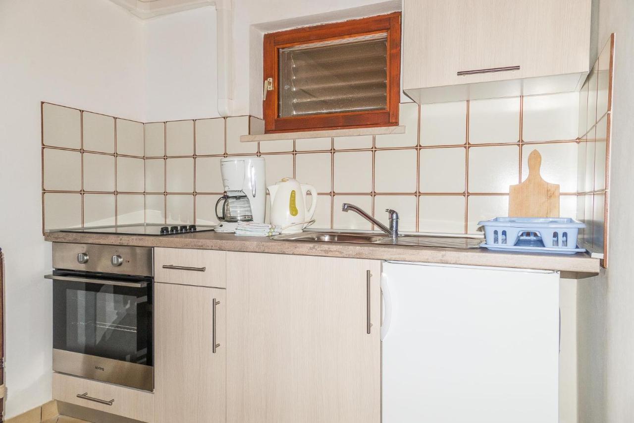 Apartments Pahljina Palit Bagian luar foto